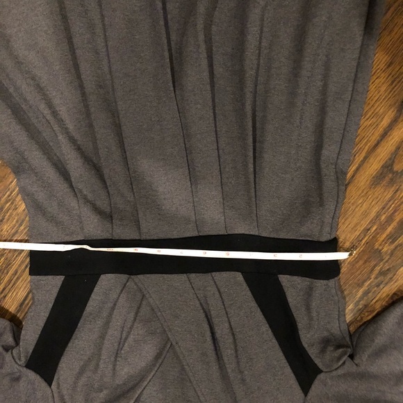 Calvin Klein sz 2 - Picture 4 of 5